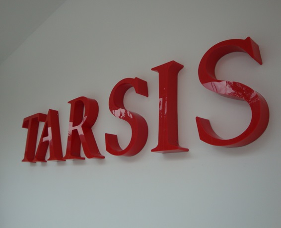 Avisos en Acr�lico con Iluminaci�n LED y T8